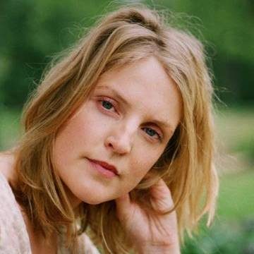 Lauren-Kinsella-aspect-ratio-750-750