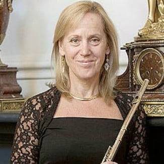 margaret_campbell_326x487-aspect-ratio-750-750