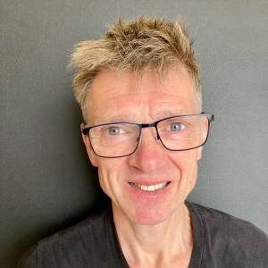 Robert-Anderson-Bio-2025-aspect-ratio-750-750 Robert Anderson, Dance Lecturer